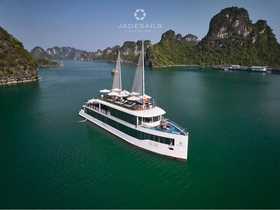 VỊNH HẠ LONG 1 NGÀY - DU THUYỀN JADESAILS - 6 SAO.